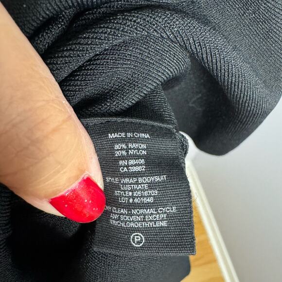 Theory Wrap Bodysuit Lustrate Jumpsuit Wide Leg V Neck  Black Minimalisst Sz M - Picture 11 of 11